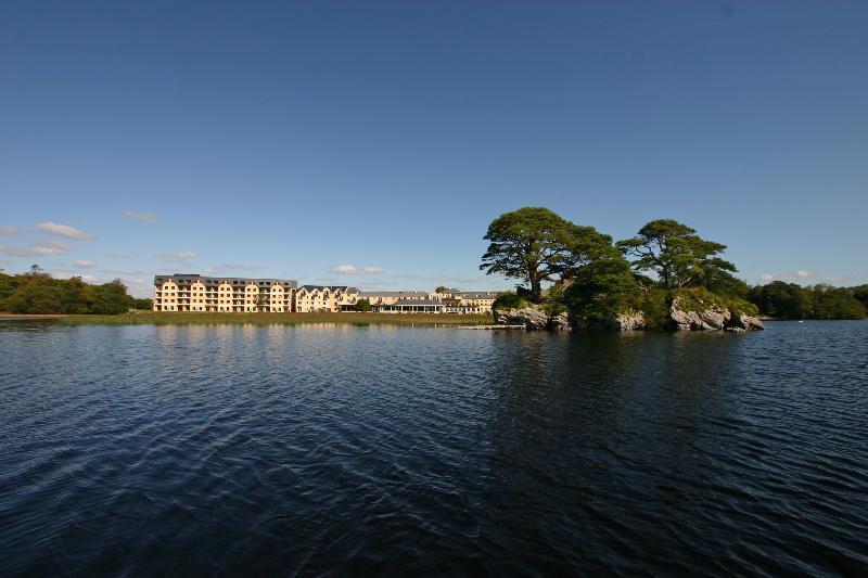 Lake Lodge Guesthouse Киларни Екстериор снимка