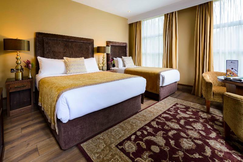 Lake Lodge Guesthouse Киларни Екстериор снимка