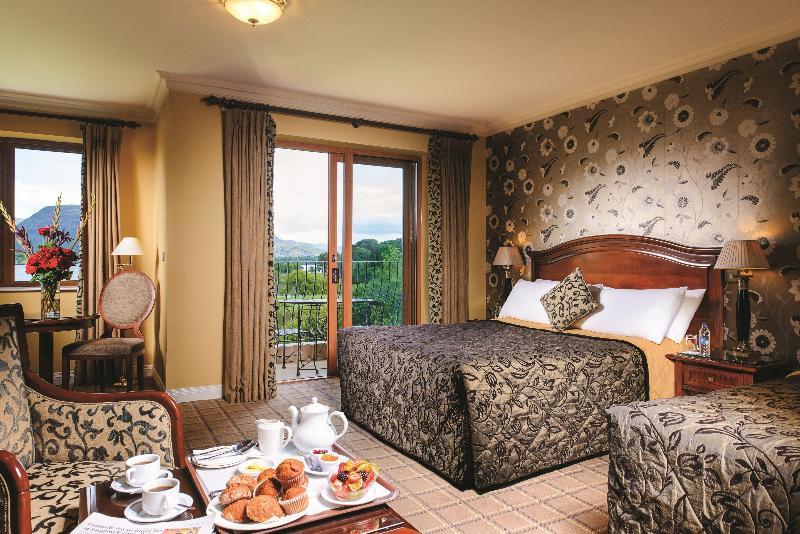Lake Lodge Guesthouse Киларни Екстериор снимка