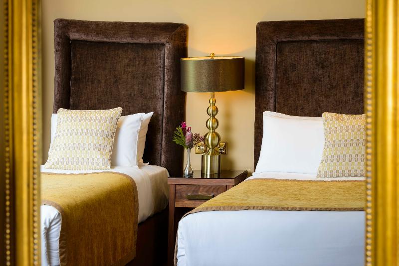 Lake Lodge Guesthouse Киларни Екстериор снимка
